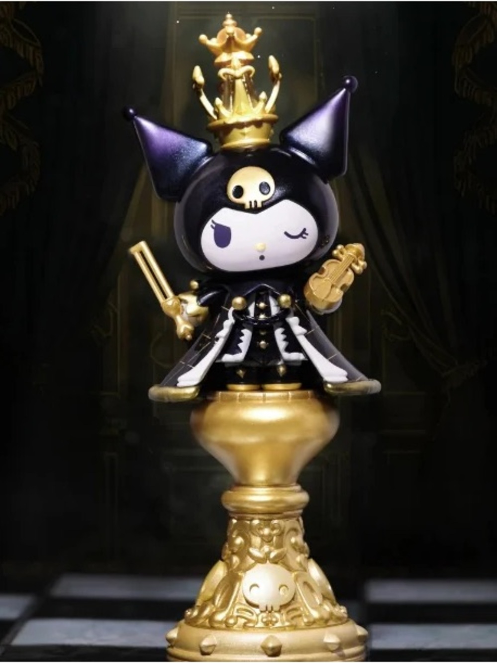 Kuromi Chess Confirmed Queen Figurine Top Toy